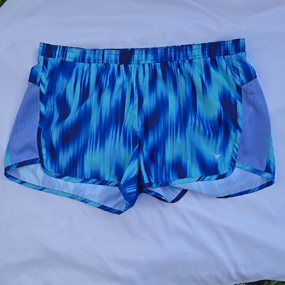 Womens Blue Patterned Old Navy Active Athletic Shorts Semi Fitted Size Medium
